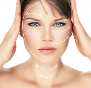 Liquid Facelift Procedure vs. Plastic Surgery